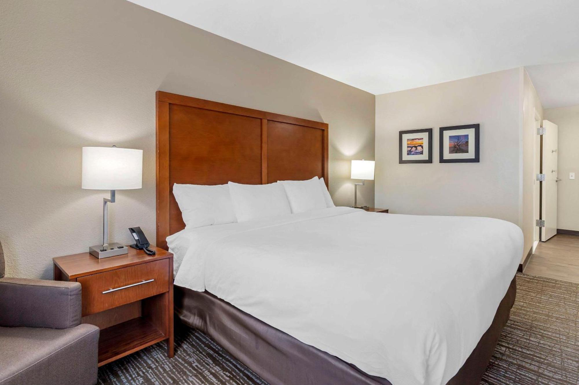 Comfort Inn & Suites Brunswick Εξωτερικό φωτογραφία