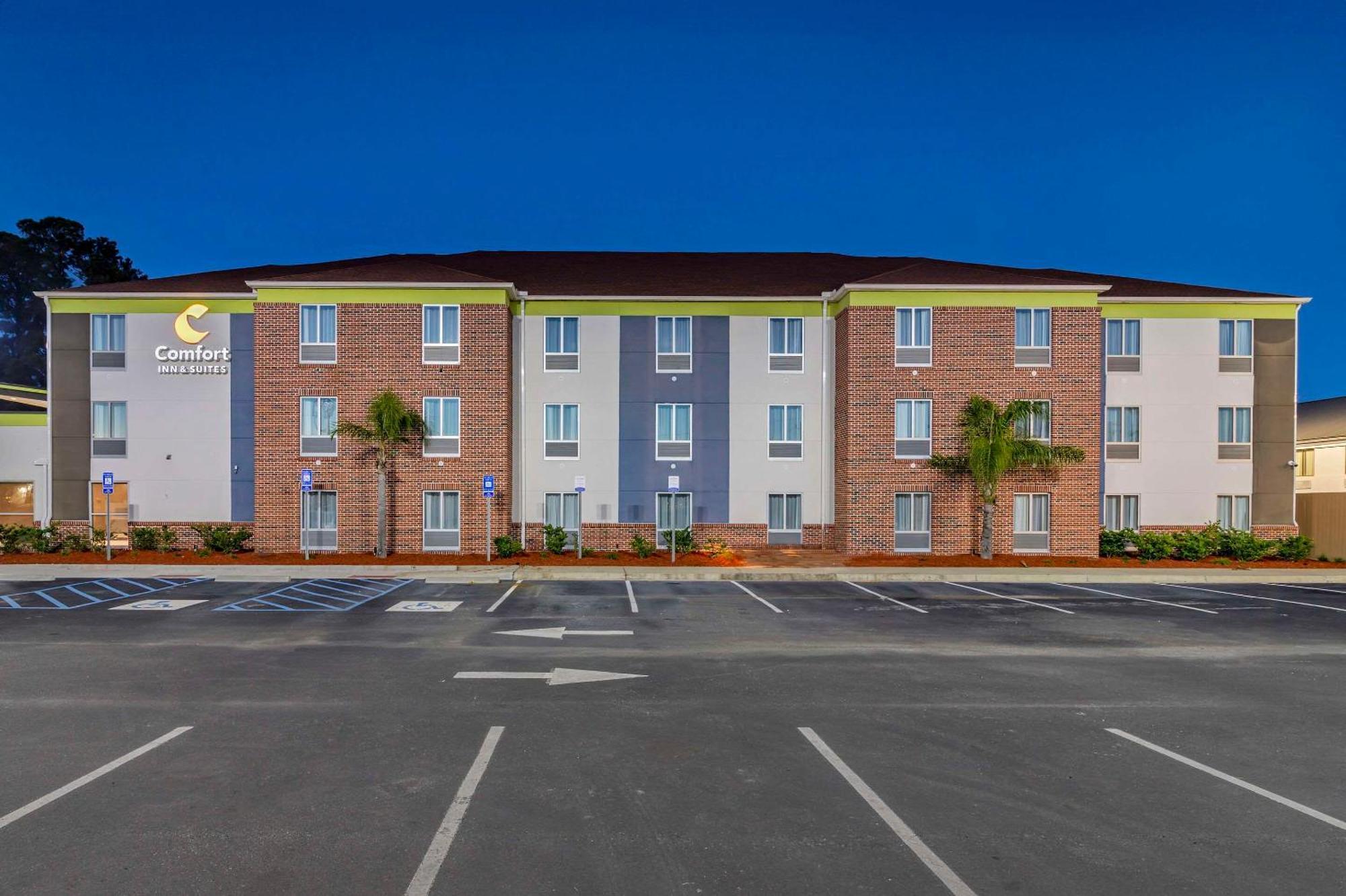 Comfort Inn & Suites Brunswick Εξωτερικό φωτογραφία